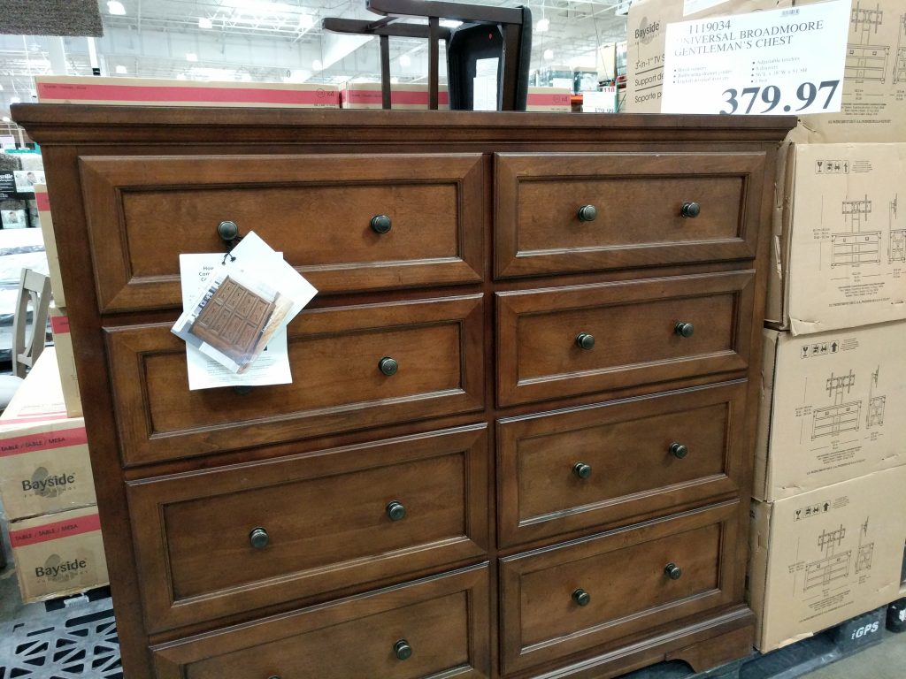 Universal Broadmoor Gentlemen's Chest