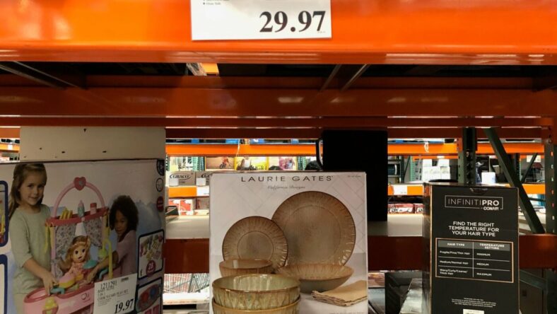 LaurieGatesStonewareDinnerware-1282985