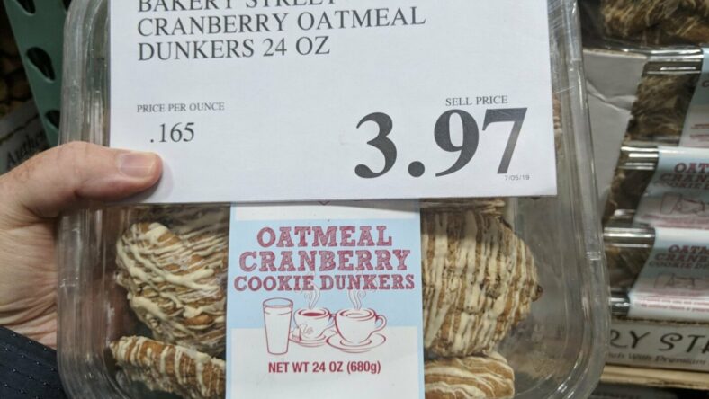 BakeryStreetCranberryOatmealDunkers-1326548