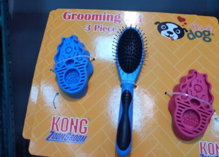 ThinkDogZoomGroomBrushSet-1339575
