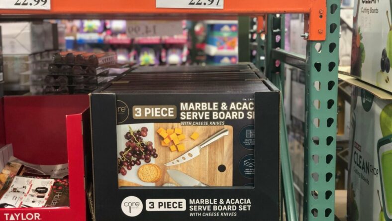 CoreHomeAcaciaMarbleCheeseBoard-1295685