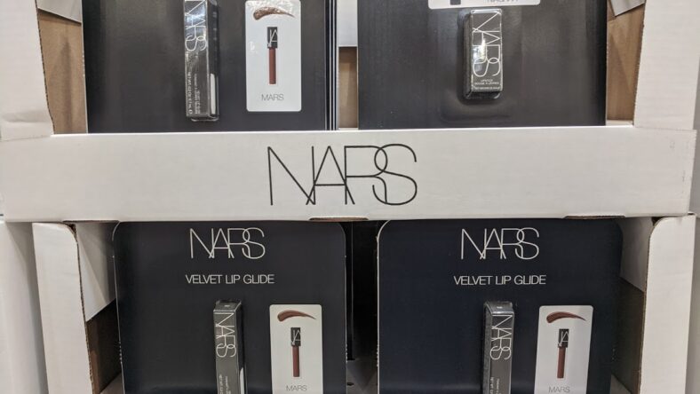 NARSVelvetLipGlide-1418176