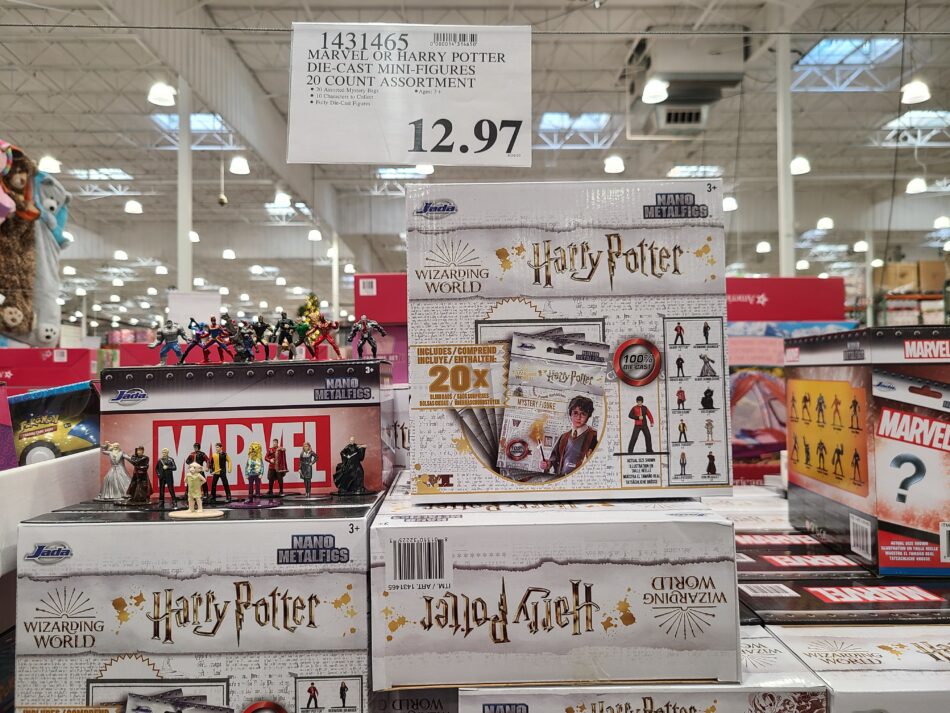 Harry Potter or Marvel Die Cast Mini Figures 20 ct