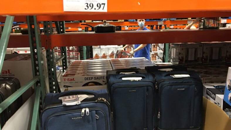 RicardoCamdenDriveSoftside22InchCarryOn-1297979