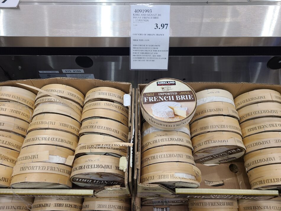Kirkland Signature Isigny French Brie