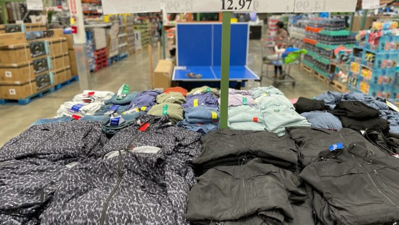 LuckyBrandLadiesRainJacket-1482841