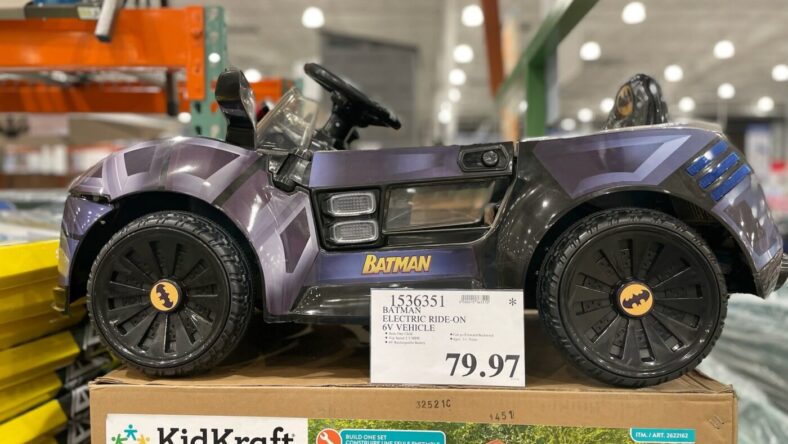 Batman-Electric-Ride-On-6V-Vehicle-1536351