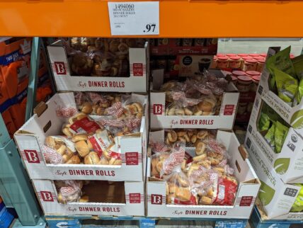 Shaw-Bakers-Dinner-Rolls-1494060