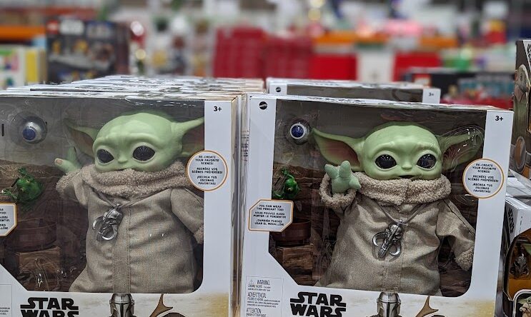 Star-Wars-Grogu-The-Child-Bundle-1895949-costco