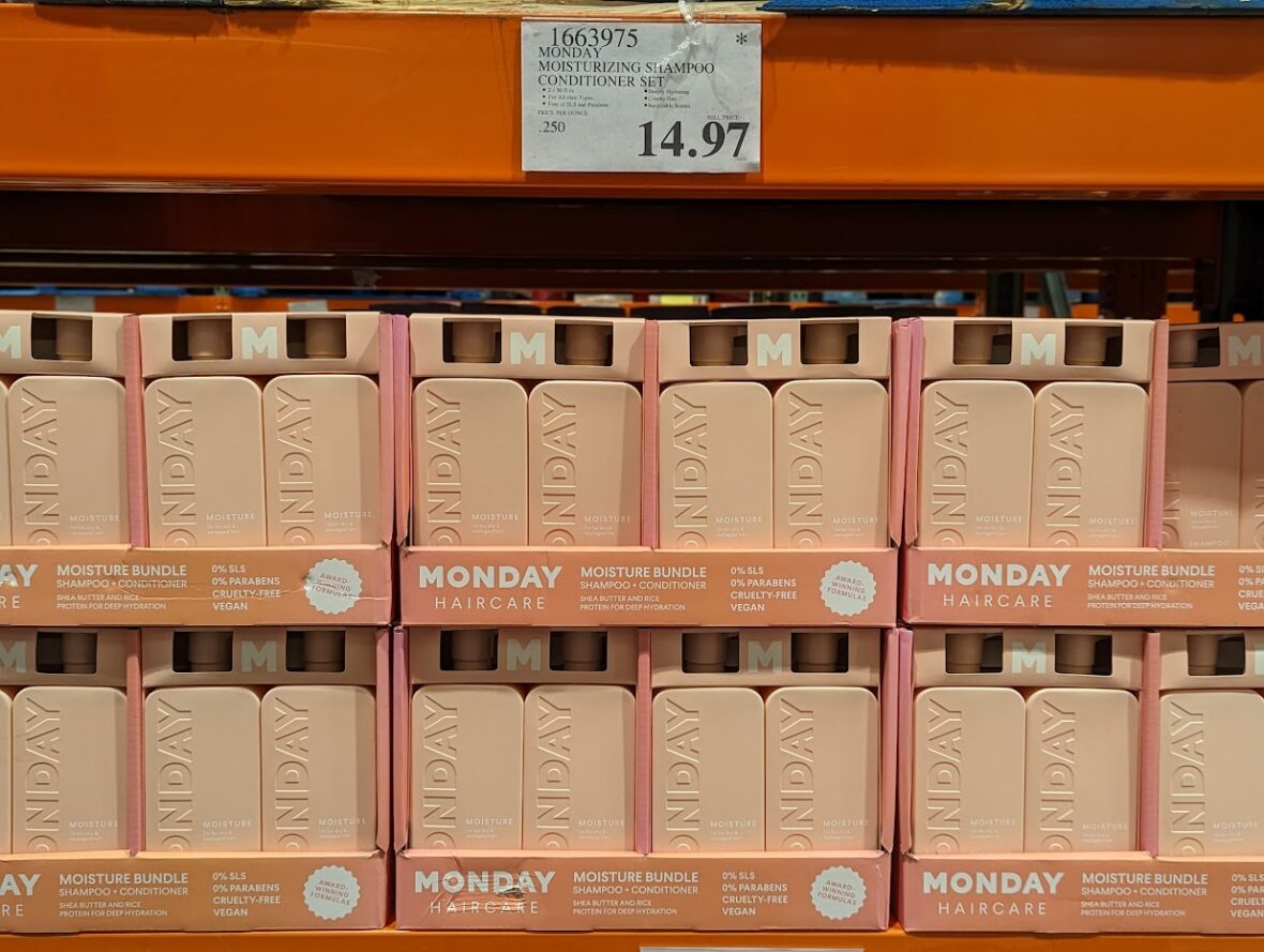 Monday-Moisturizing-Shampoo-Conditioner-Set-1663975