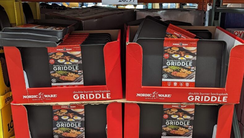 Nordic-Ware-Double-Burner-Backsplash-Griddle-665881