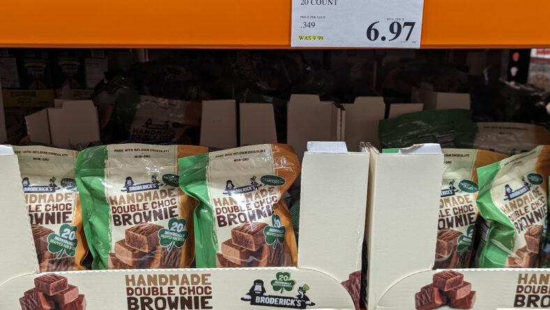 Brodericks-Double-Chocolate-Brownie-Bites-1576599
