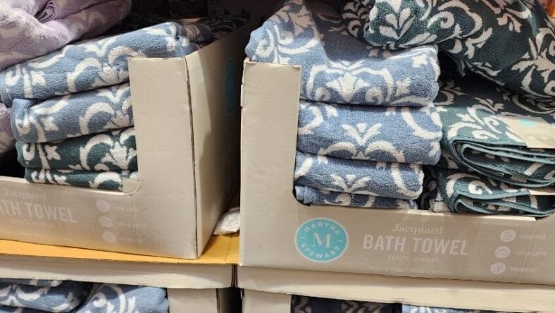 Martha-Stewart-Bath-Towel-1669234