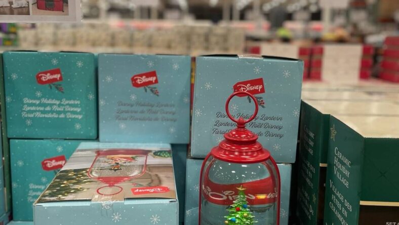 Disney-Holiday-Lantern-1601396