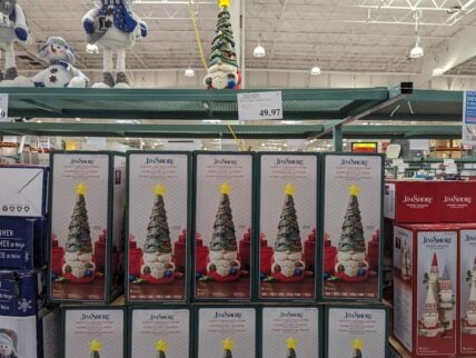 Jim-Shore-LightUp-Christmas-Gnome-1601420