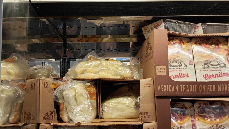 Del-Real-Green-Chili-Tamales-15ct-1697529-PalmDesert-CA