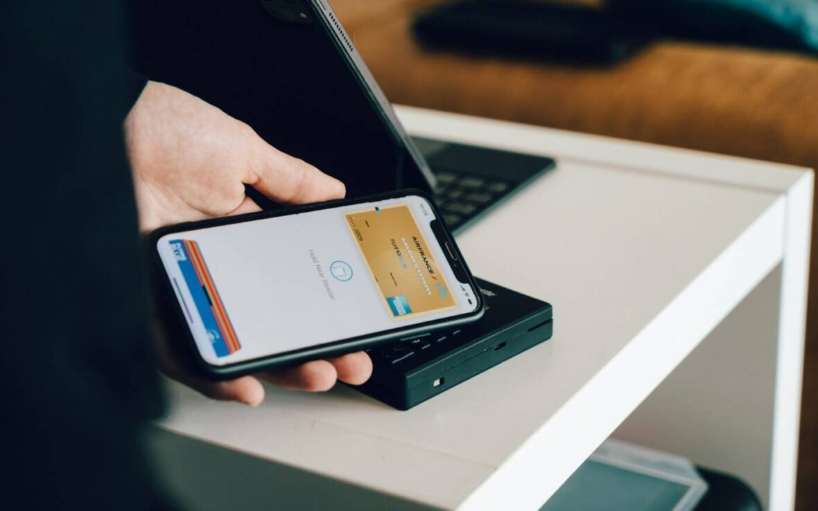 does Costco take Apple Pay