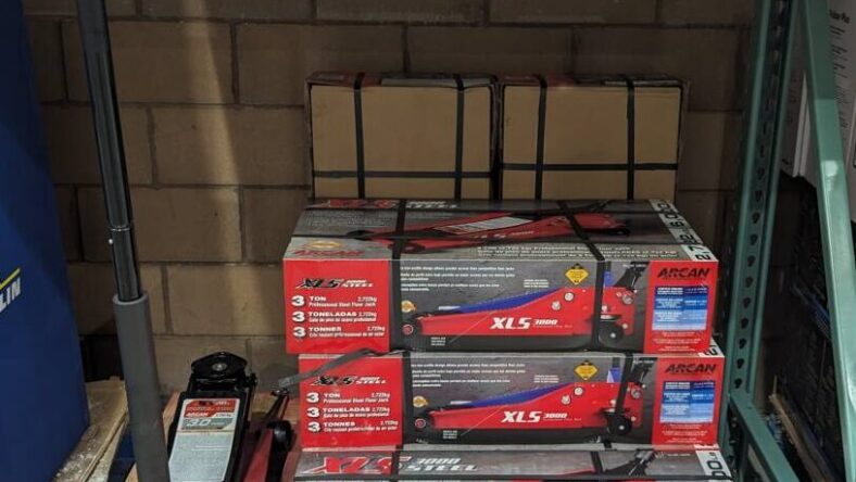 Arcan-Low-Profile-3-Ton-Floor-Jack-1680383-Hoover, AL
