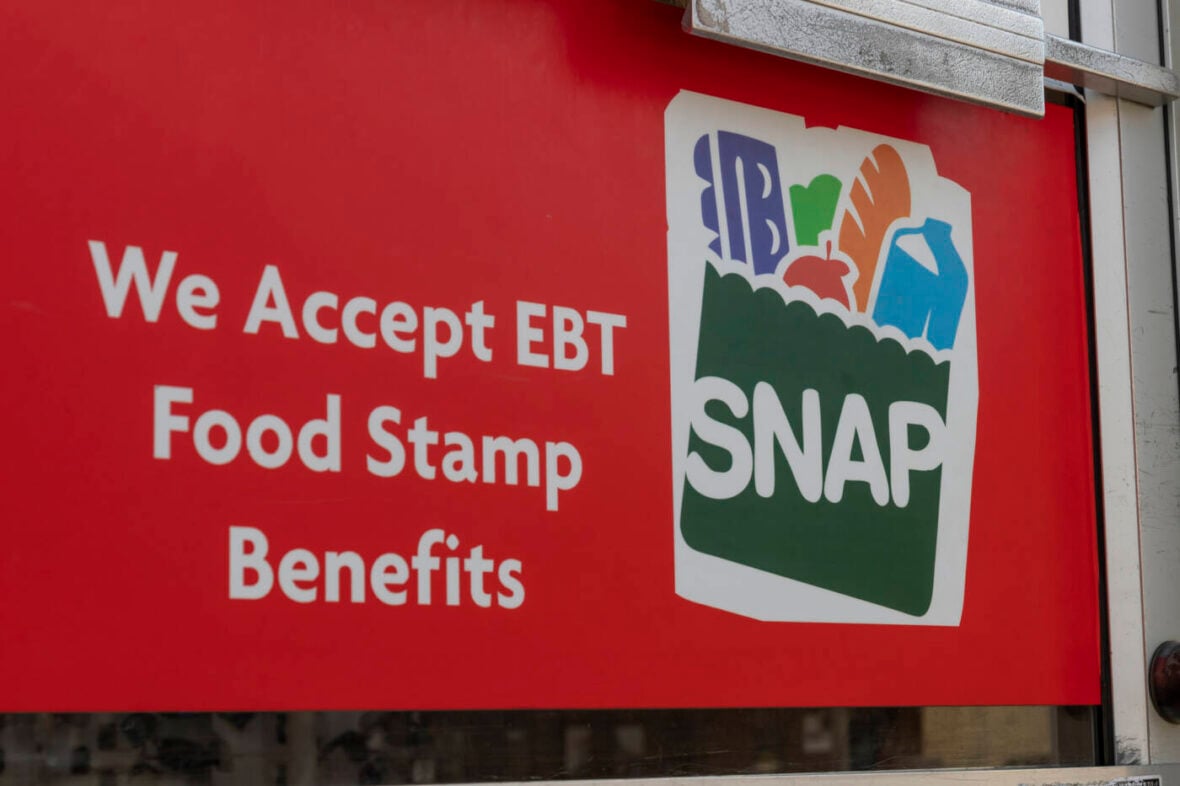 does Costco take food stamps
