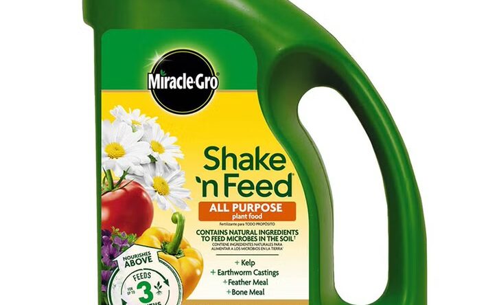 Miracle-Gro Shake 'n Feed All Purpose Plant Food