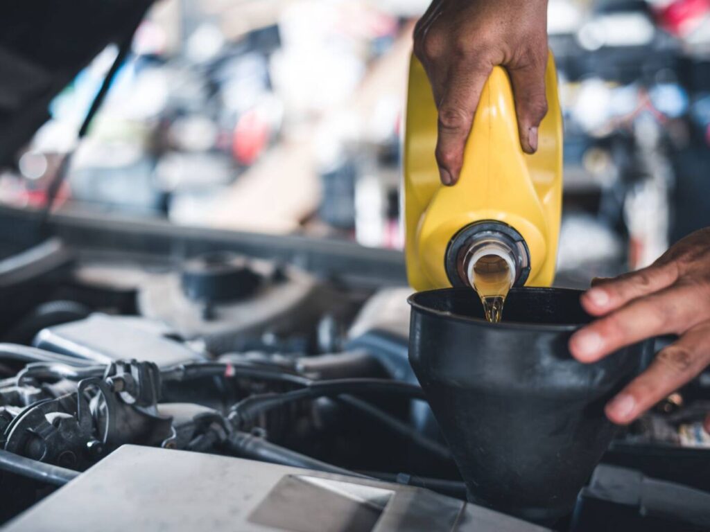 Does Costco Do Oil Changes?