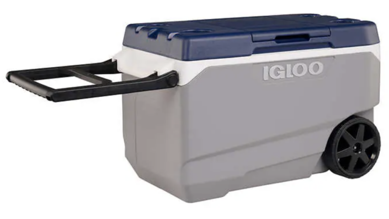 Igloo Flip and Tow Cooler