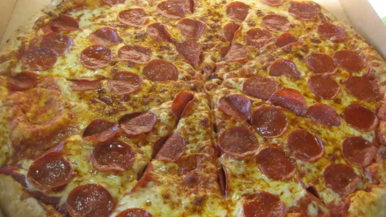 best Costco prepared meals: Costco pepperoni pizza