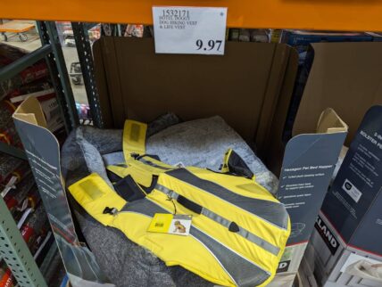 Hotel-Doggy-Dog-Hiking-Vest-and-Life-Vest-1532171-Livermore, CA-min