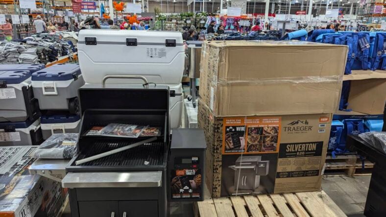 Traeger-Silverton-620-Wood-Pellet-Grill-1902248-Livermore, Ca