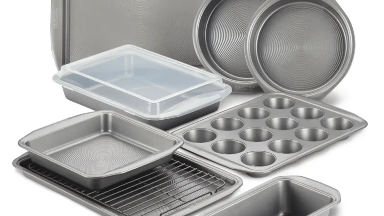 Costco Finds Every Swiftie Needs: Circulon bakeware set