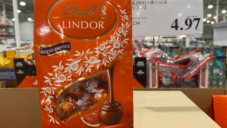 Lindt-Truffles-Blood-Orange-1833809