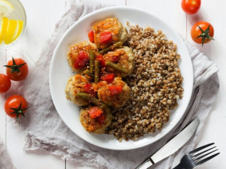 Chicken Meatballs and Quinoa Unsplash