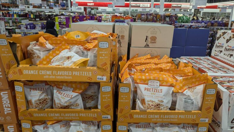 Creative-Snacks-Co.-Orange-Creme-Pretzels-26oz-1828812-Concord, CA
