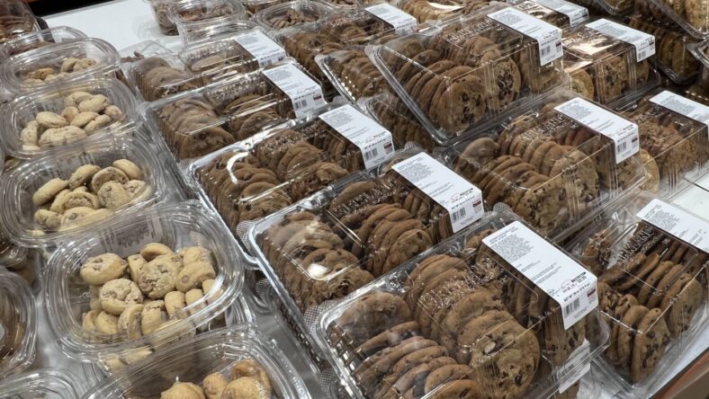 best Costco party foods: costco cookies