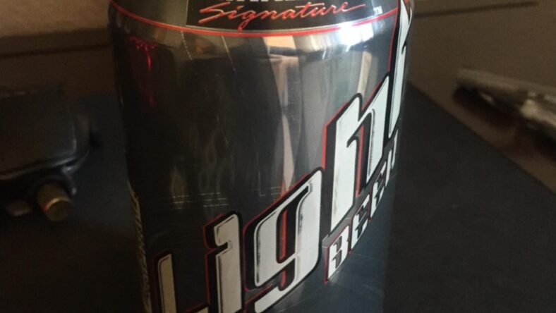 Kirkland Light Beer, Reddit
