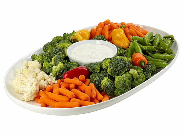 best Costco party foods: kirkland signature vegetable platter