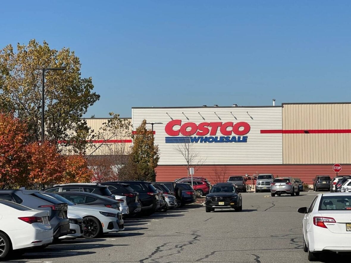 New At Costco, Costco97