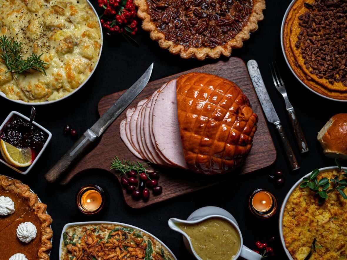 Costco Christmas Dinner, Unsplash