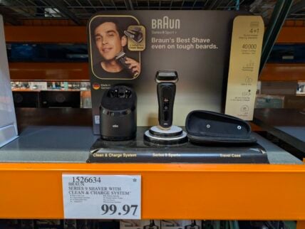 Braun Series 9 Shaver With Clean and Charge System-1526634-Livermore, CA (2)