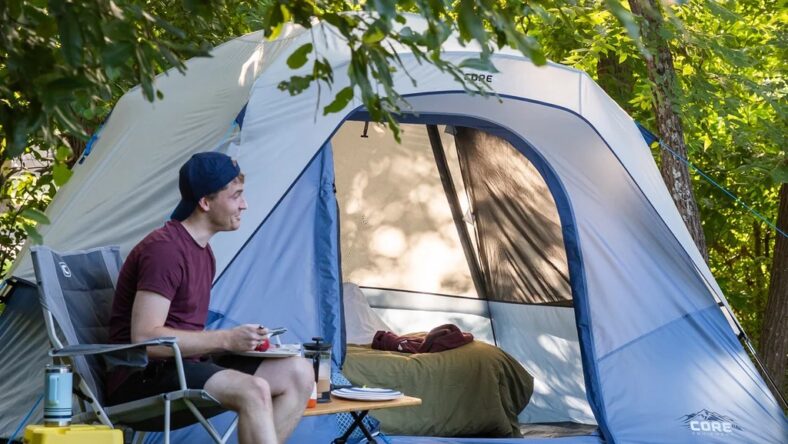 CORE 6-person Lighted Dome Tent