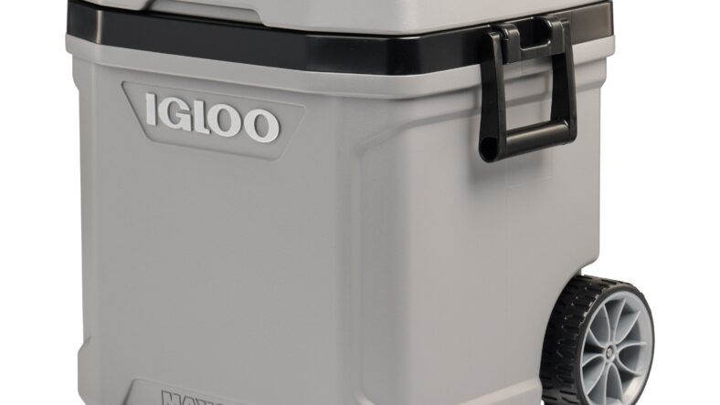 Igloo 62-quart Maxcold Wheeled Cooler