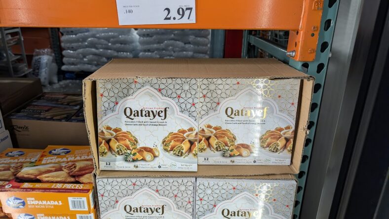 Qatayef-Pancakes-With-Sweet-Cream-1847299