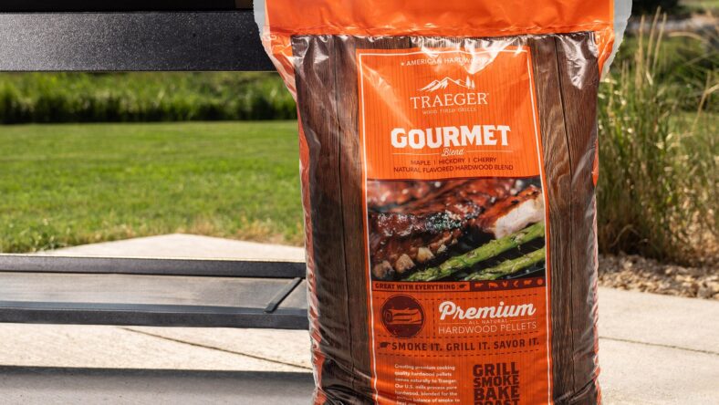 Traeger Gourmet Blend Wood Pellets