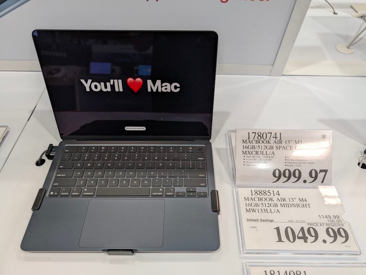 Macbook-Air-13-M3-Space-Gray-1780741