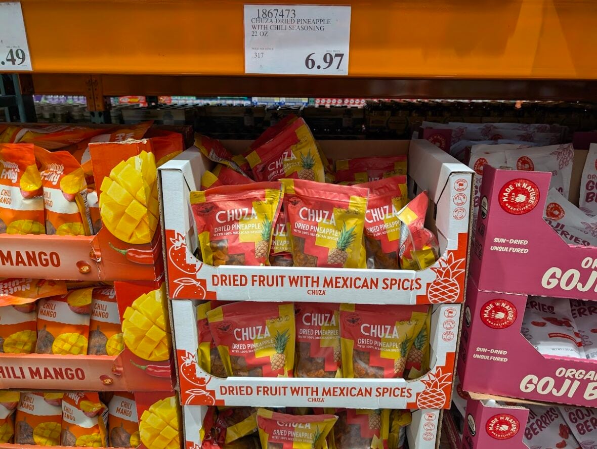 Chuza-Dried-Pineapple-With-Chili-Seasoning-1867473