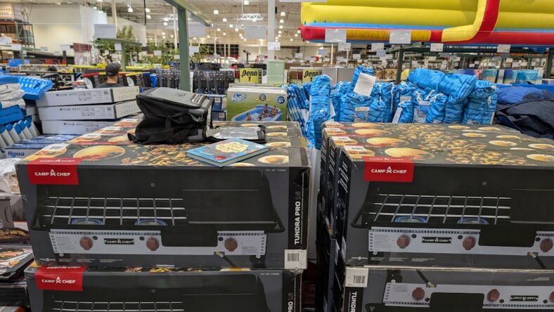 Camp-Chef-Stove-3-Burner-Tundra-1740583