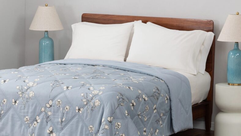 Herringbone Microfiber Down Alternative Blanket