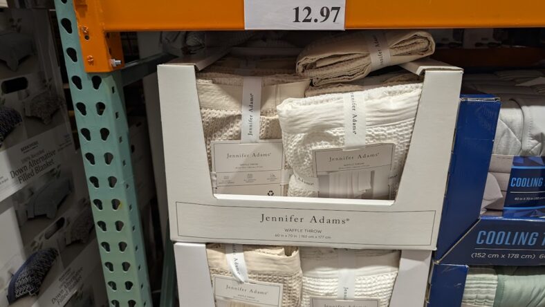 Jennifer-Adams-Cotton-Waffle-Throw-1796261