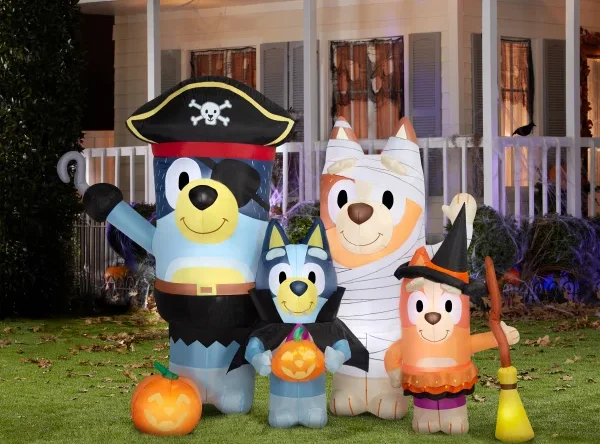 Costco-Bluey-Halloween-Inflatables