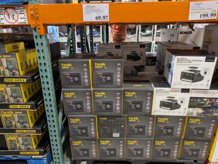 Fanttik-S300-Cross-4X-Inflator-Light-And-Power-Bank-1905626